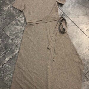 NWT Club Monaco Women's Ponte Casual Dress in Taupe, size small